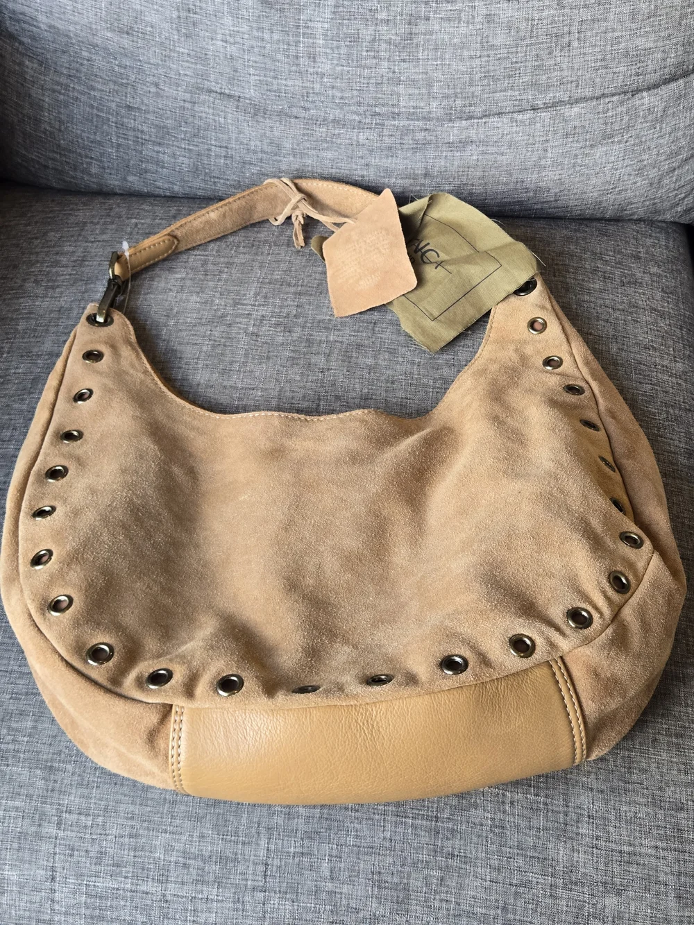 Vilenca Holland 100% Genuine Leather Suede Hobo Shoulder Bag Light Tan – NWT